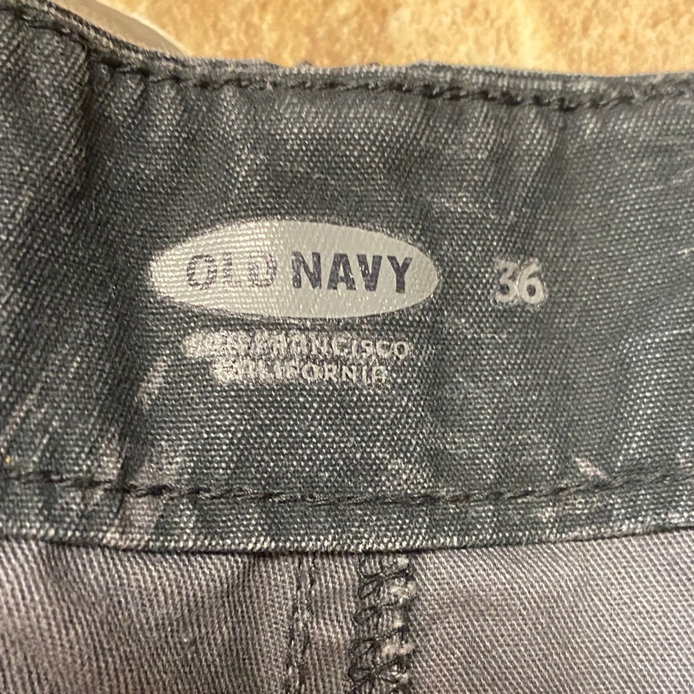 Old Navy Dark Patterned Size 36 Cargo Shorts Spring Summer Utility Camo - Picture 2 of 9